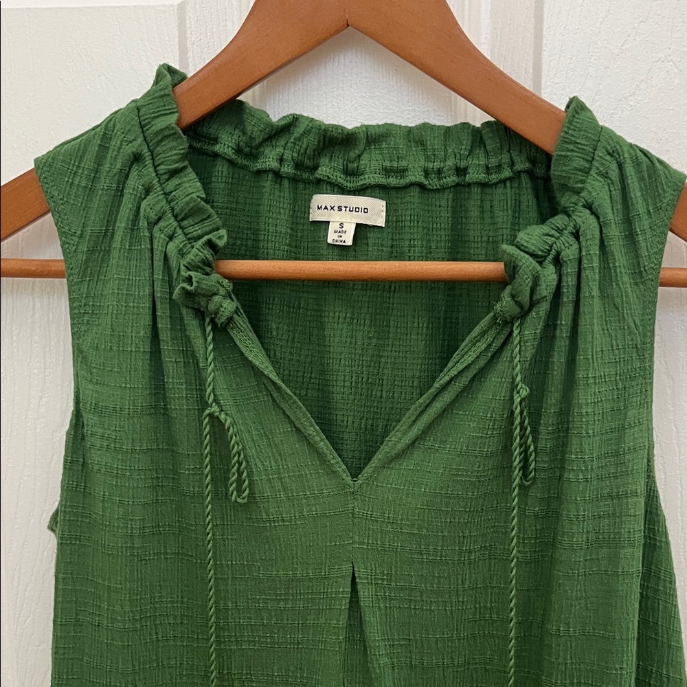 Max Studio Green Sleeveless Tiered Midi Dress - Picture 2 of 4